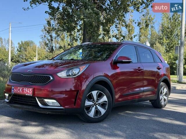 Червоний Кіа Niro, об'ємом двигуна 1.6 л та пробігом 280 тис. км за 10500 $, фото 5 на Automoto.ua