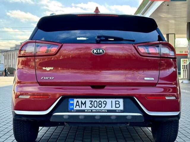 Красный Киа Niro, объемом двигателя 1.59 л и пробегом 115 тыс. км за 16900 $, фото 9 на Automoto.ua