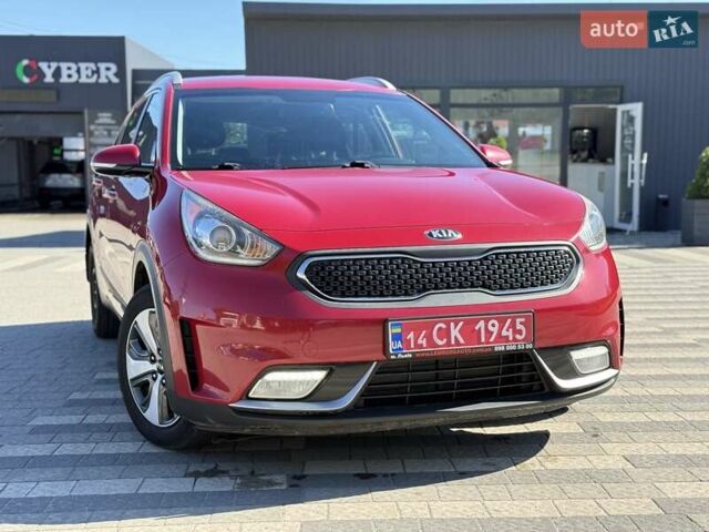 Червоний Кіа Niro, об'ємом двигуна 1.6 л та пробігом 280 тис. км за 10500 $, фото 17 на Automoto.ua