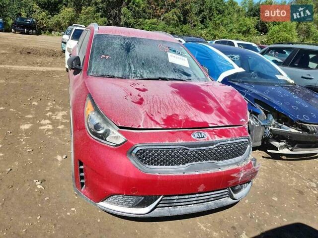 Красный Киа Niro, объемом двигателя 1.58 л и пробегом 76 тыс. км за 11700 $, фото 27 на Automoto.ua