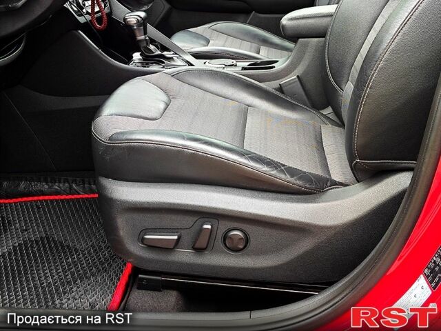 Красный Киа Niro, объемом двигателя 1.6 л и пробегом 49 тыс. км за 21000 $, фото 7 на Automoto.ua