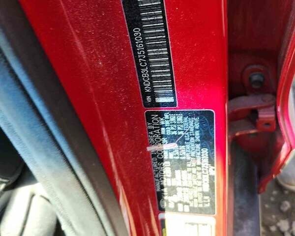 Красный Киа Niro, объемом двигателя 1.58 л и пробегом 76 тыс. км за 11700 $, фото 16 на Automoto.ua