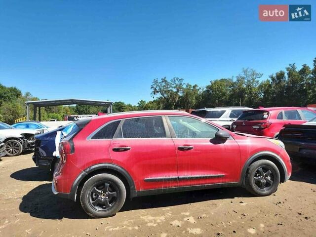 Красный Киа Niro, объемом двигателя 1.58 л и пробегом 76 тыс. км за 11700 $, фото 54 на Automoto.ua