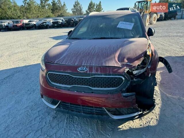 Красный Киа Niro, объемом двигателя 1.58 л и пробегом 76 тыс. км за 11700 $, фото 13 на Automoto.ua