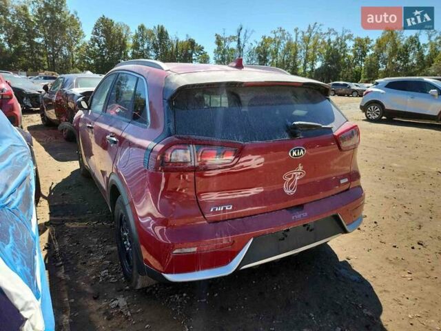 Красный Киа Niro, объемом двигателя 1.58 л и пробегом 76 тыс. км за 11700 $, фото 50 на Automoto.ua