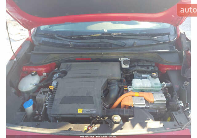 Красный Киа Niro, объемом двигателя 1.58 л и пробегом 76 тыс. км за 11700 $, фото 6 на Automoto.ua