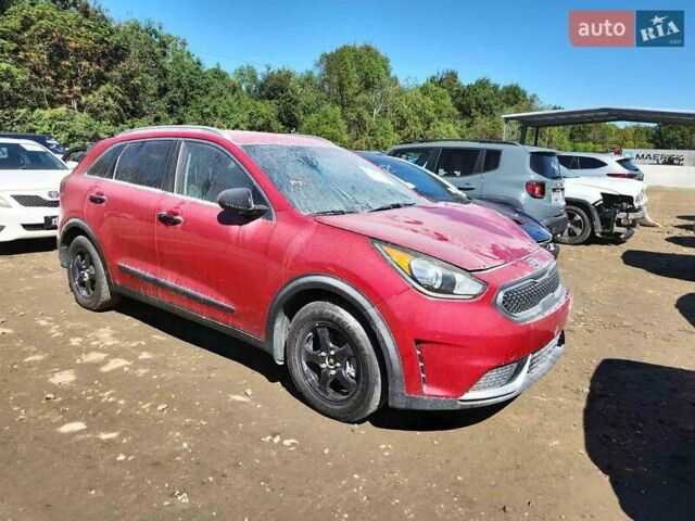 Красный Киа Niro, объемом двигателя 1.58 л и пробегом 76 тыс. км за 11700 $, фото 46 на Automoto.ua