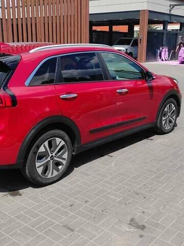 Красный Киа Niro, объемом двигателя 0 л и пробегом 166 тыс. км за 17000 $, фото 8 на Automoto.ua
