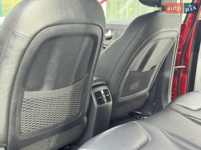 Красный Киа Niro, объемом двигателя 0 л и пробегом 135 тыс. км за 17299 $, фото 41 на Automoto.ua