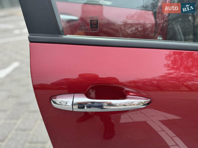 Красный Киа Niro, объемом двигателя 0 л и пробегом 135 тыс. км за 17299 $, фото 30 на Automoto.ua