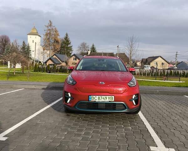 Красный Киа Niro, объемом двигателя 0 л и пробегом 138 тыс. км за 18800 $, фото 22 на Automoto.ua