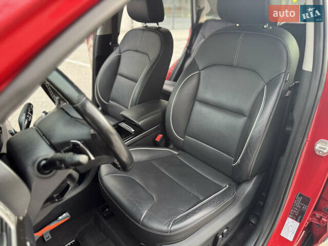 Красный Киа Niro, объемом двигателя 0 л и пробегом 135 тыс. км за 17299 $, фото 34 на Automoto.ua