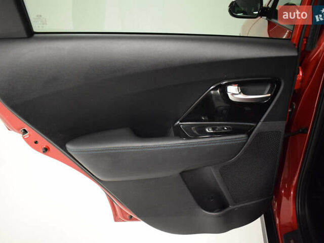 Красный Киа Niro, объемом двигателя 0 л и пробегом 83 тыс. км за 13300 $, фото 12 на Automoto.ua