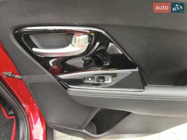 Красный Киа Niro, объемом двигателя 0 л и пробегом 138 тыс. км за 18800 $, фото 8 на Automoto.ua