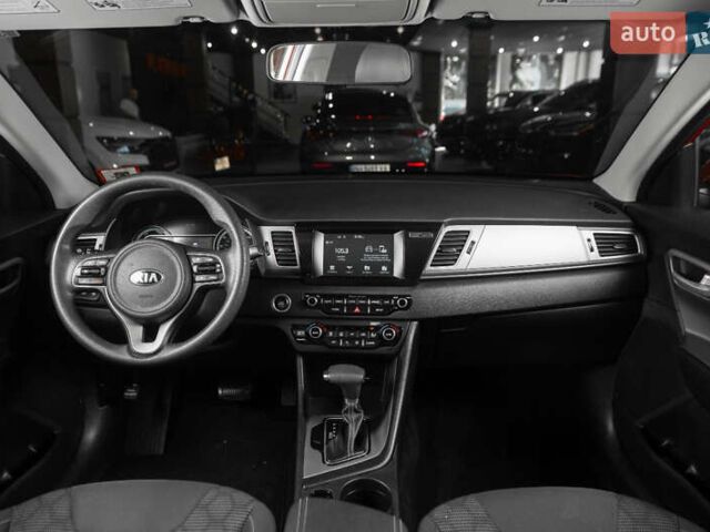 Красный Киа Niro, объемом двигателя 1.58 л и пробегом 163 тыс. км за 14900 $, фото 29 на Automoto.ua