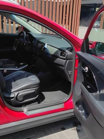 Красный Киа Niro, объемом двигателя 0 л и пробегом 166 тыс. км за 17000 $, фото 10 на Automoto.ua