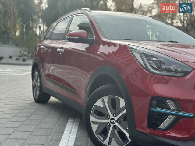 Красный Киа Niro, объемом двигателя 0 л и пробегом 135 тыс. км за 17299 $, фото 10 на Automoto.ua