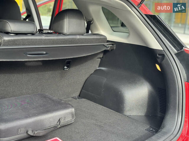 Красный Киа Niro, объемом двигателя 0 л и пробегом 135 тыс. км за 17299 $, фото 45 на Automoto.ua