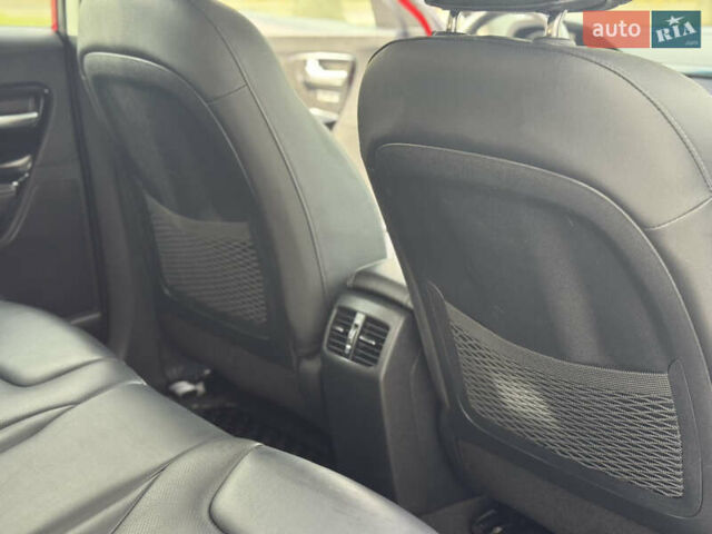 Красный Киа Niro, объемом двигателя 0 л и пробегом 135 тыс. км за 17299 $, фото 40 на Automoto.ua