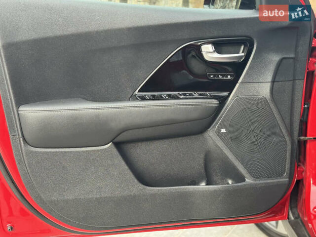 Красный Киа Niro, объемом двигателя 0 л и пробегом 135 тыс. км за 17299 $, фото 44 на Automoto.ua