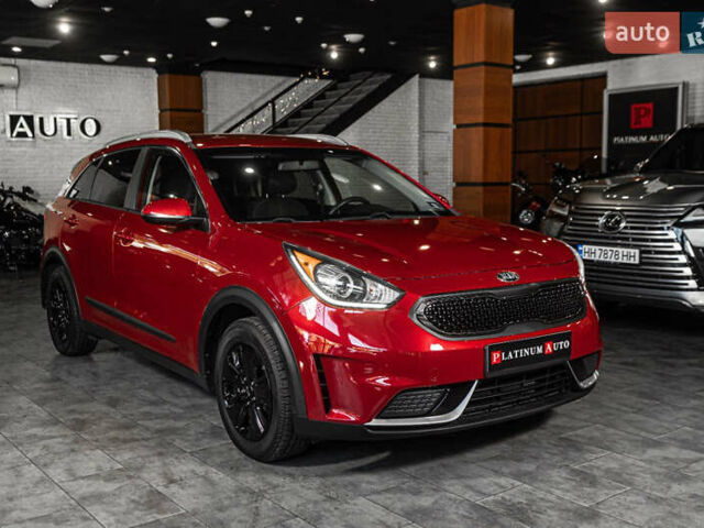 Красный Киа Niro, объемом двигателя 1.58 л и пробегом 163 тыс. км за 14900 $, фото 4 на Automoto.ua