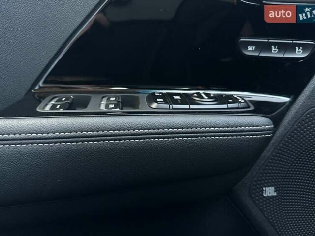 Червоний Кіа Niro, об'ємом двигуна 0 л та пробігом 48 тис. км за 23700 $, фото 5 на Automoto.ua