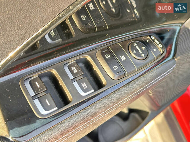 Красный Киа Niro, объемом двигателя 0 л и пробегом 163 тыс. км за 17850 $, фото 35 на Automoto.ua