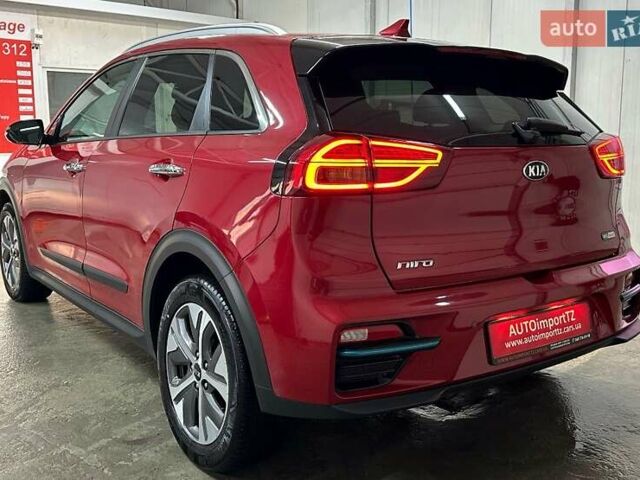 Красный Киа Niro, объемом двигателя 0 л и пробегом 47 тыс. км за 23900 $, фото 26 на Automoto.ua