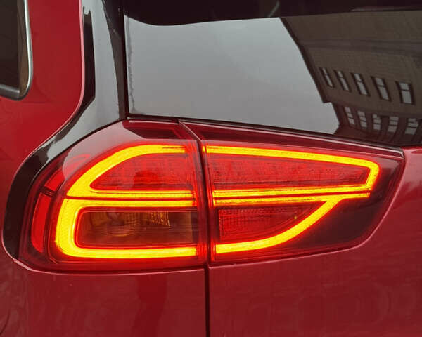 Красный Киа Niro, объемом двигателя 0 л и пробегом 144 тыс. км за 18800 $, фото 23 на Automoto.ua