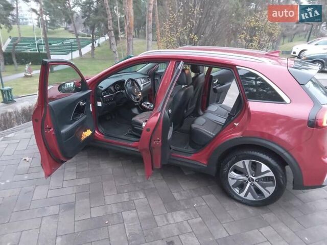 Красный Киа Niro, объемом двигателя 0 л и пробегом 87 тыс. км за 20492 $, фото 29 на Automoto.ua