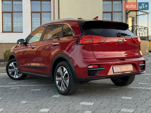 Красный Киа Niro, объемом двигателя 0 л и пробегом 67 тыс. км за 19850 $, фото 33 на Automoto.ua