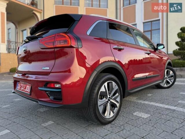 Красный Киа Niro, объемом двигателя 0 л и пробегом 67 тыс. км за 19850 $, фото 48 на Automoto.ua