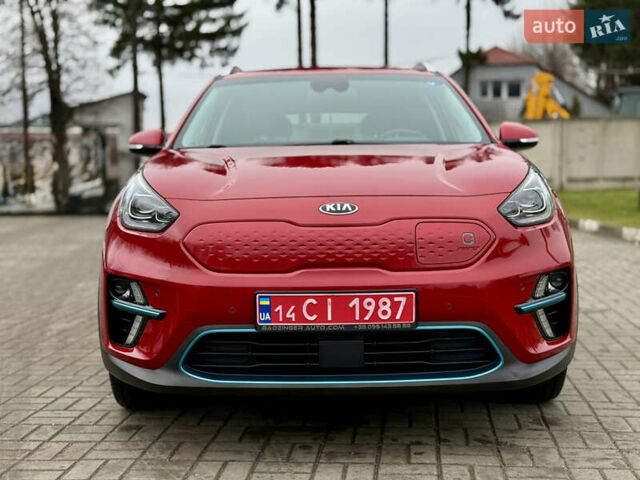 Червоний Кіа Niro, об'ємом двигуна 0 л та пробігом 128 тис. км за 19900 $, фото 2 на Automoto.ua