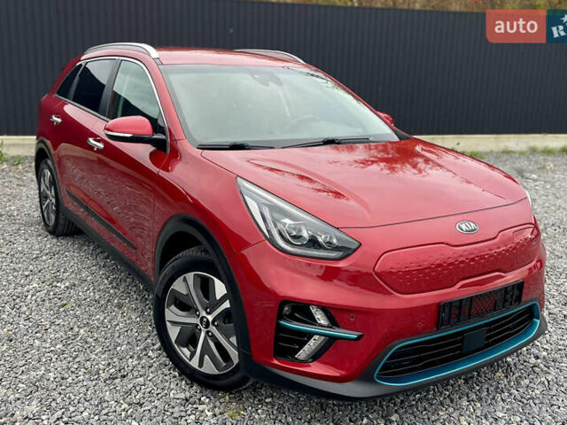 Киа Niro 2020 в Дрогобыче на Automoto.ua Красный Киа Niro, объемом двигателя 0 л и пробегом 159 тыс. км за 19399 $, фото 16 на Automoto.ua