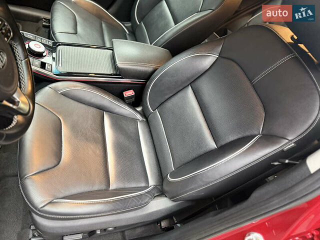 Червоний Кіа Niro, об'ємом двигуна 0 л та пробігом 151 тис. км за 18500 $, фото 31 на Automoto.ua