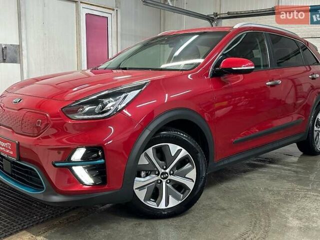 Красный Киа Niro, объемом двигателя 0 л и пробегом 47 тыс. км за 24900 $, фото 23 на Automoto.ua