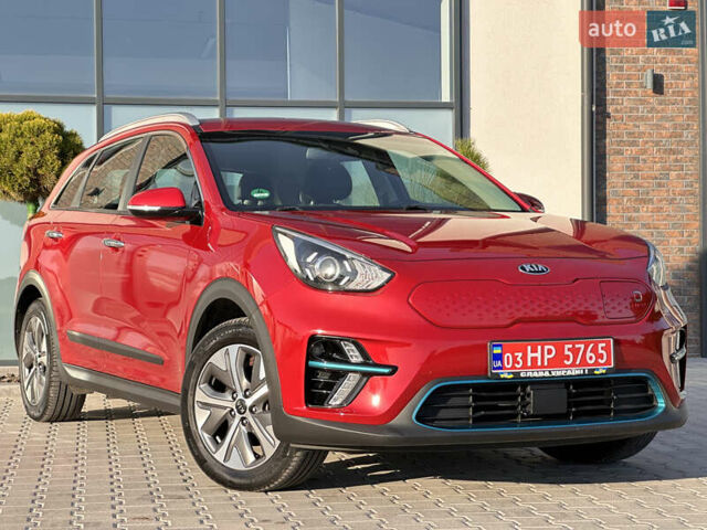 Красный Киа Niro, объемом двигателя 0 л и пробегом 163 тыс. км за 17850 $, фото 20 на Automoto.ua