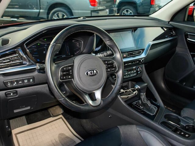 Красный Киа Niro, объемом двигателя 1.6 л и пробегом 38 тыс. км за 13500 $, фото 8 на Automoto.ua