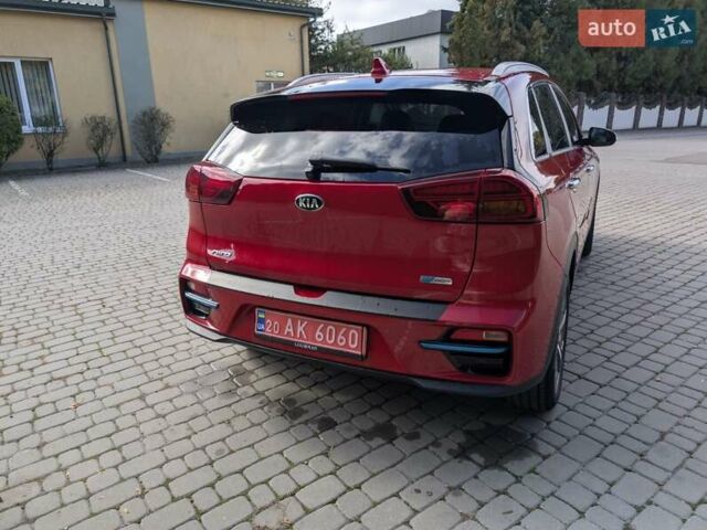 Червоний Кіа Niro, об'ємом двигуна 0 л та пробігом 146 тис. км за 19900 $, фото 2 на Automoto.ua