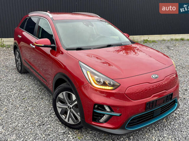 Киа Niro 2020 в Дрогобыче на Automoto.ua Красный Киа Niro, объемом двигателя 0 л и пробегом 159 тыс. км за 19399 $, фото 18 на Automoto.ua