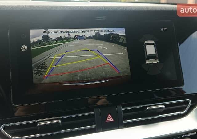 Красный Киа Niro, объемом двигателя 0 л и пробегом 105 тыс. км за 19999 $, фото 27 на Automoto.ua