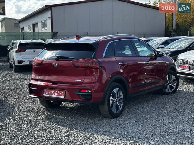 Красный Киа Niro, объемом двигателя 0 л и пробегом 44 тыс. км за 22600 $, фото 12 на Automoto.ua