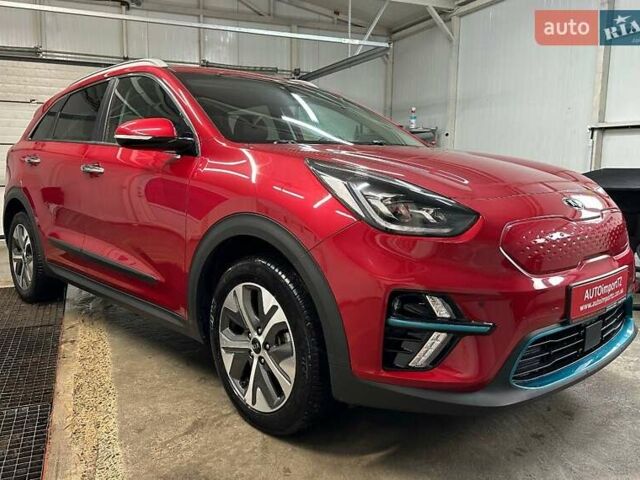 Красный Киа Niro, объемом двигателя 0 л и пробегом 47 тыс. км за 23900 $, фото 30 на Automoto.ua