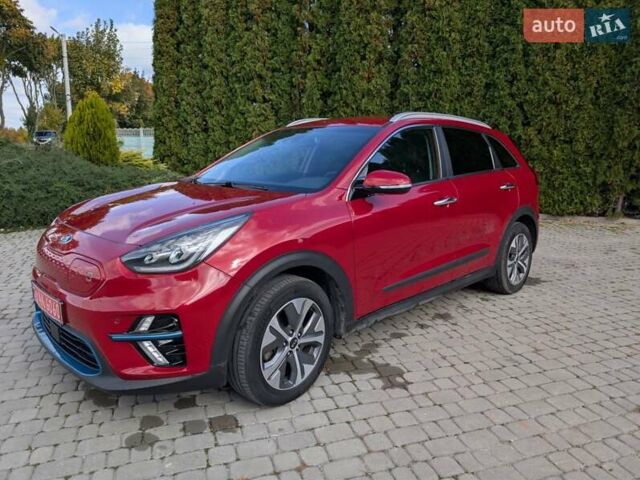 Червоний Кіа Niro, об'ємом двигуна 0 л та пробігом 146 тис. км за 19900 $, фото 4 на Automoto.ua