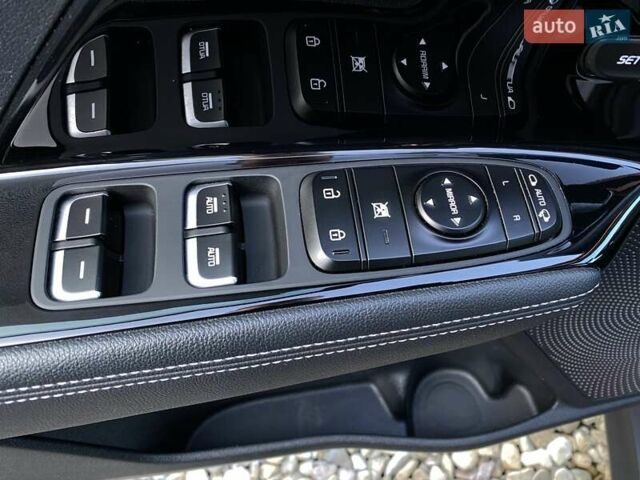 Червоний Кіа Niro, об'ємом двигуна 0 л та пробігом 128 тис. км за 19900 $, фото 23 на Automoto.ua