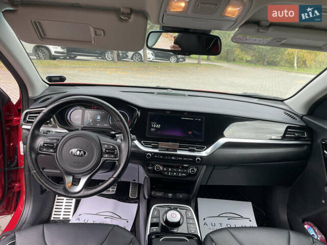 Красный Киа Niro, объемом двигателя 0 л и пробегом 70 тыс. км за 19800 $, фото 11 на Automoto.ua