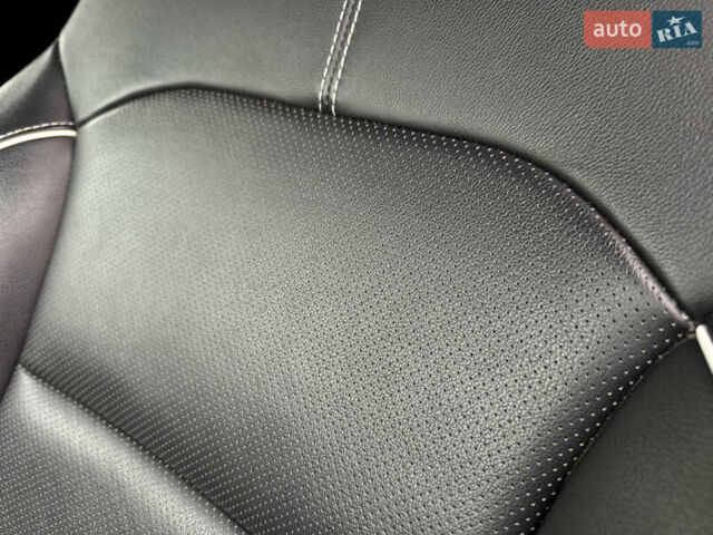 Червоний Кіа Niro, об'ємом двигуна 0 л та пробігом 128 тис. км за 19900 $, фото 42 на Automoto.ua