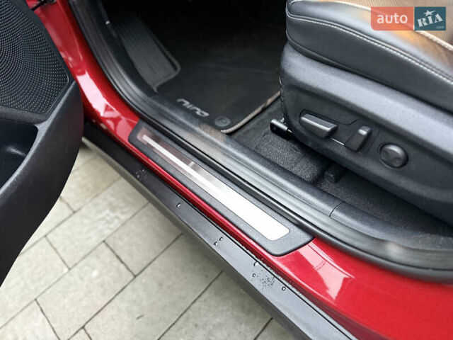 Червоний Кіа Niro, об'ємом двигуна 0 л та пробігом 151 тис. км за 18500 $, фото 56 на Automoto.ua