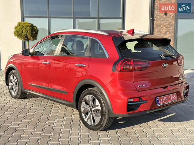 Красный Киа Niro, объемом двигателя 0 л и пробегом 161 тыс. км за 17950 $, фото 20 на Automoto.ua