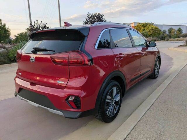 Красный Киа Niro, объемом двигателя 1.6 л и пробегом 40 тыс. км за 8200 $, фото 3 на Automoto.ua